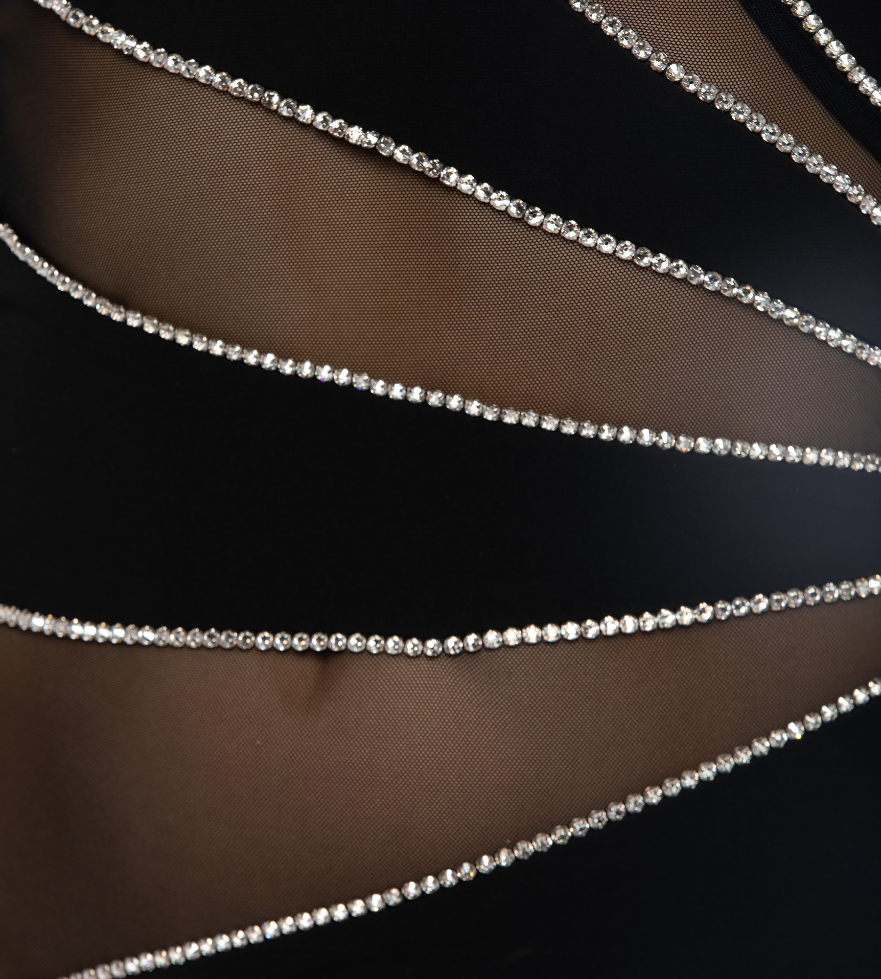 Abendrobe mit Cut-Outs in Schwarz