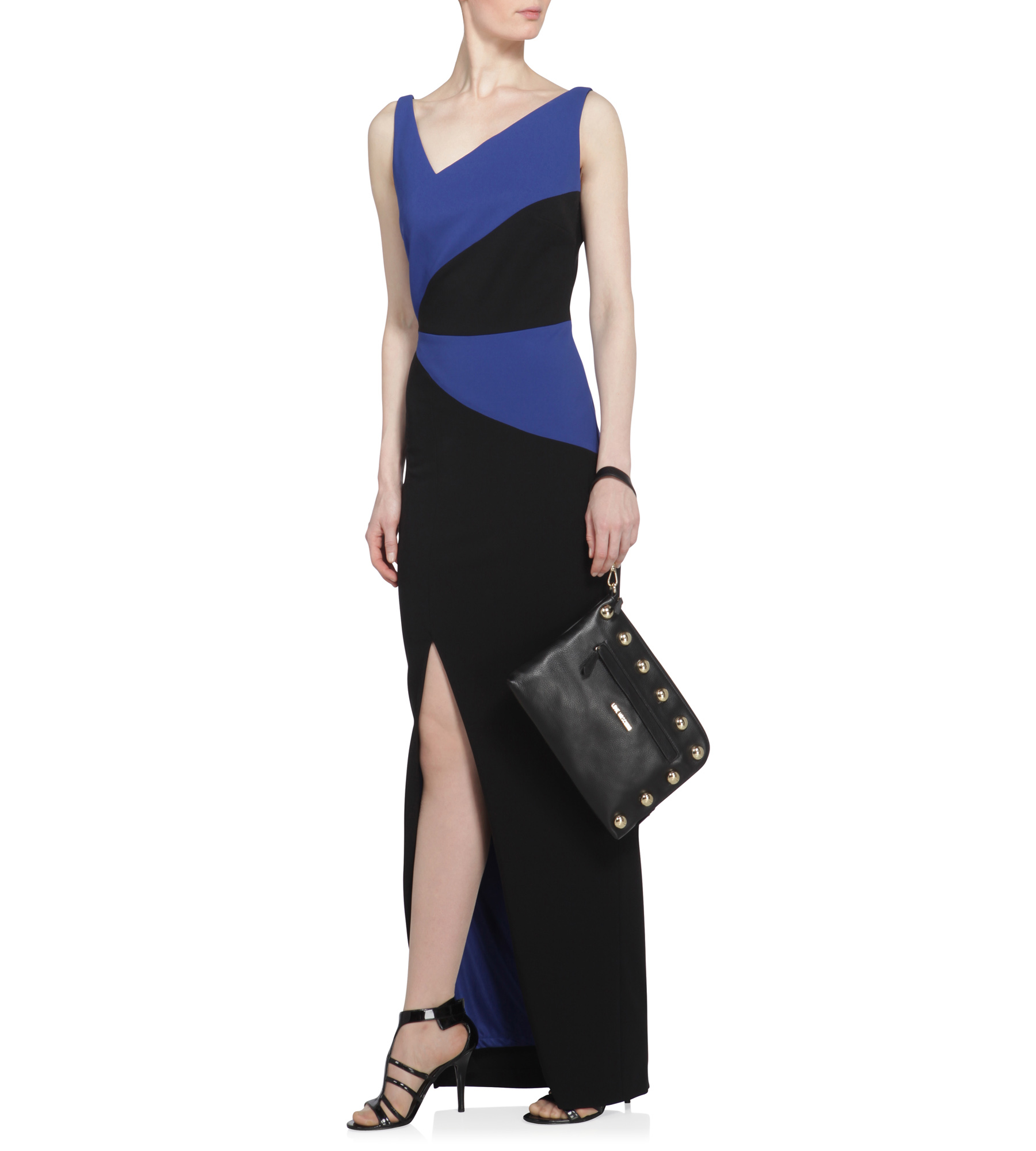 Lederclutch mit goldenen Nieten in Schwarz