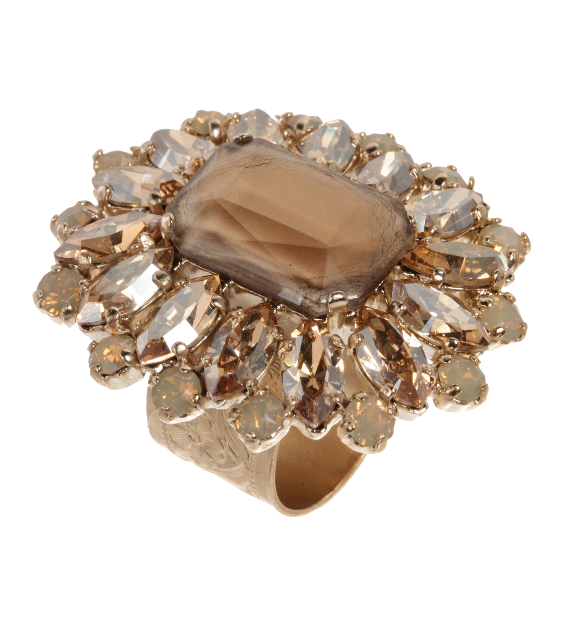 Statement Ring in Gold