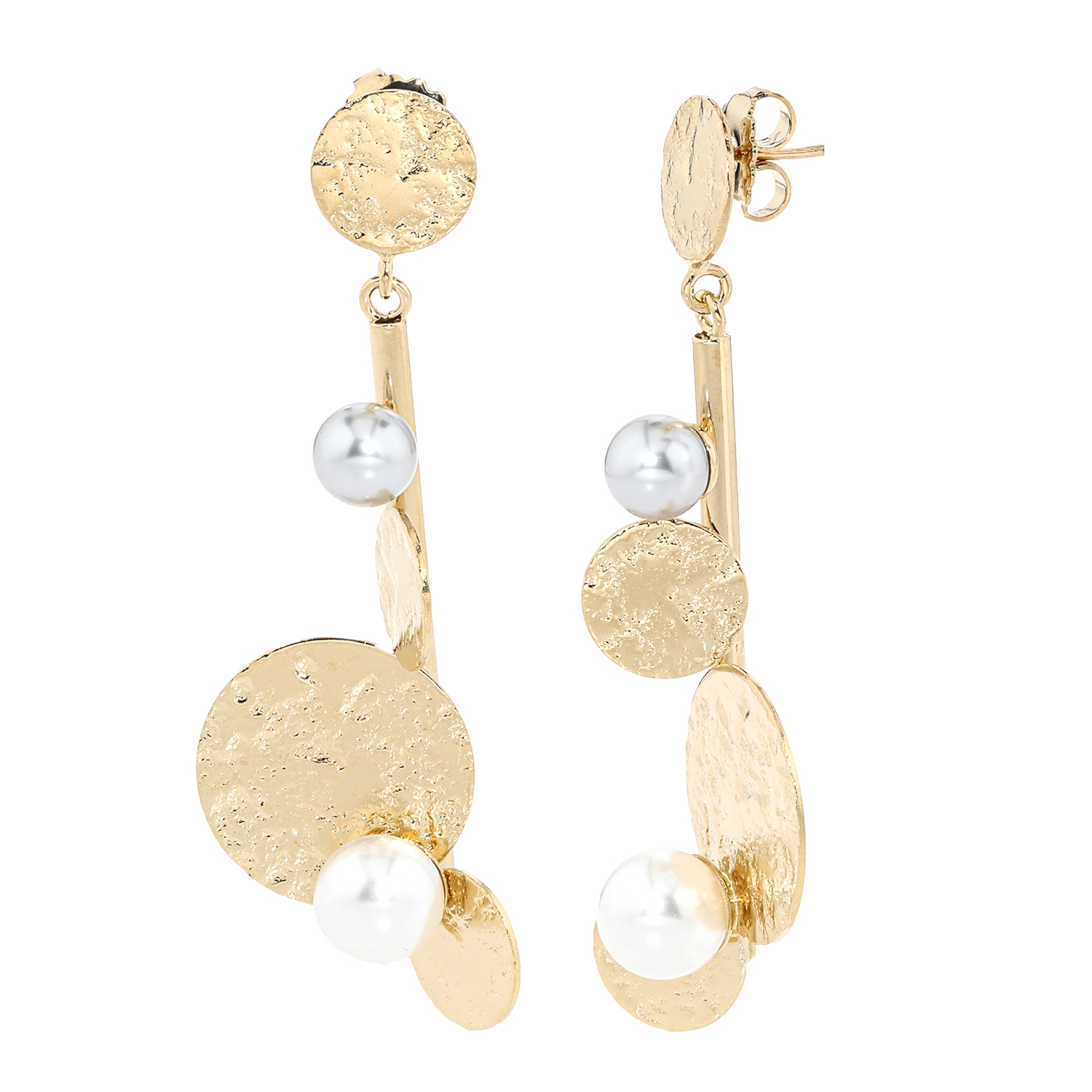 Goldene Ohrstecker mit Perlen und Goldplatten