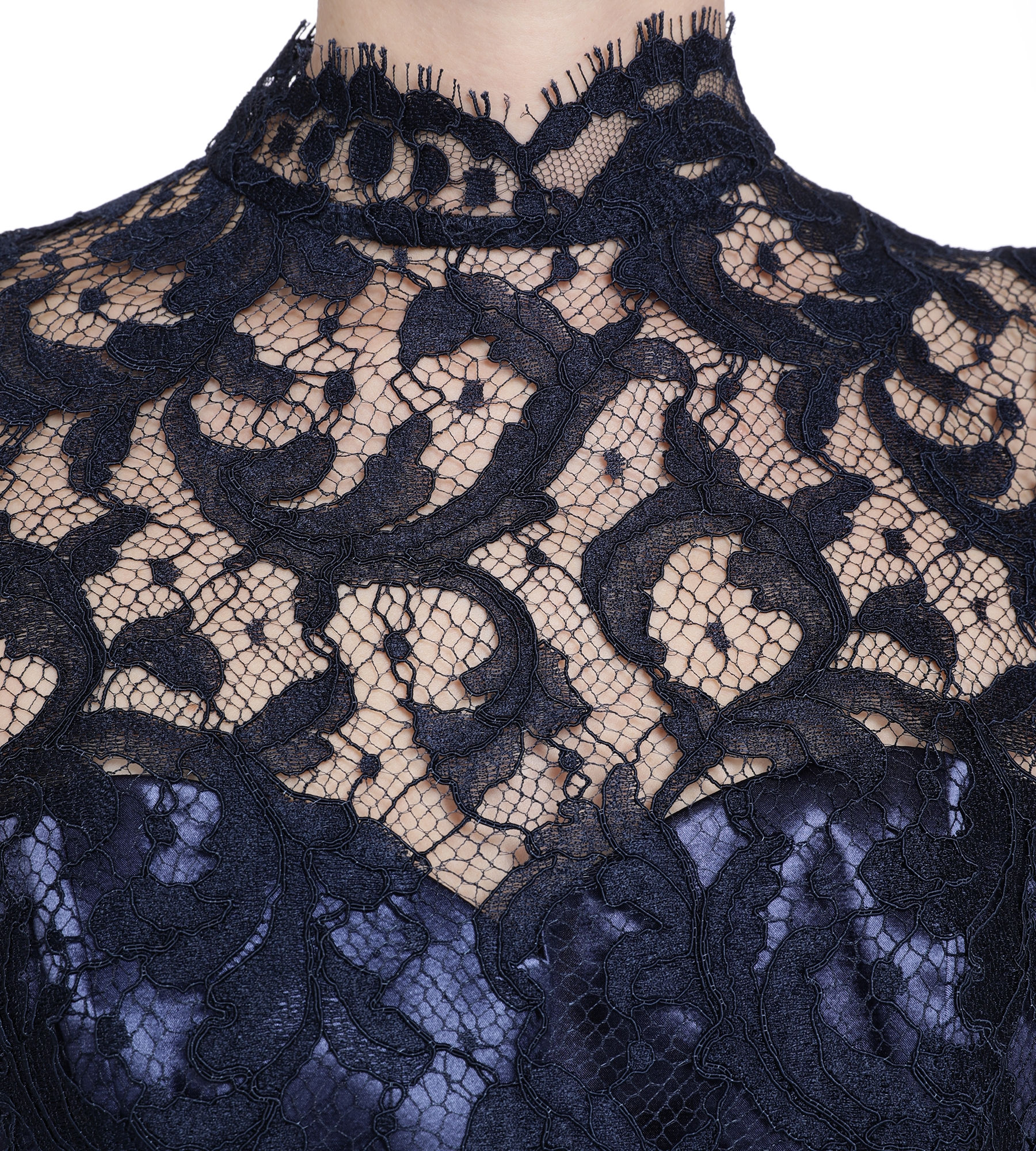 Spitzenkleid in Blau mit Stehkragen