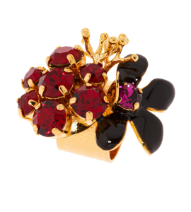 Ring mit Blüten in Schwarz und Rot