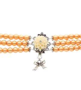 Perlenkette in Apricot mit Anhänger