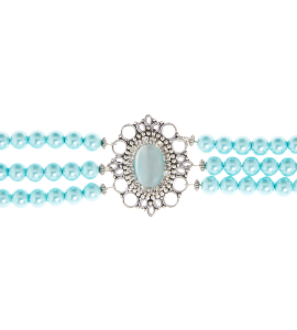 Perlenkette in Türkis mit Steinen